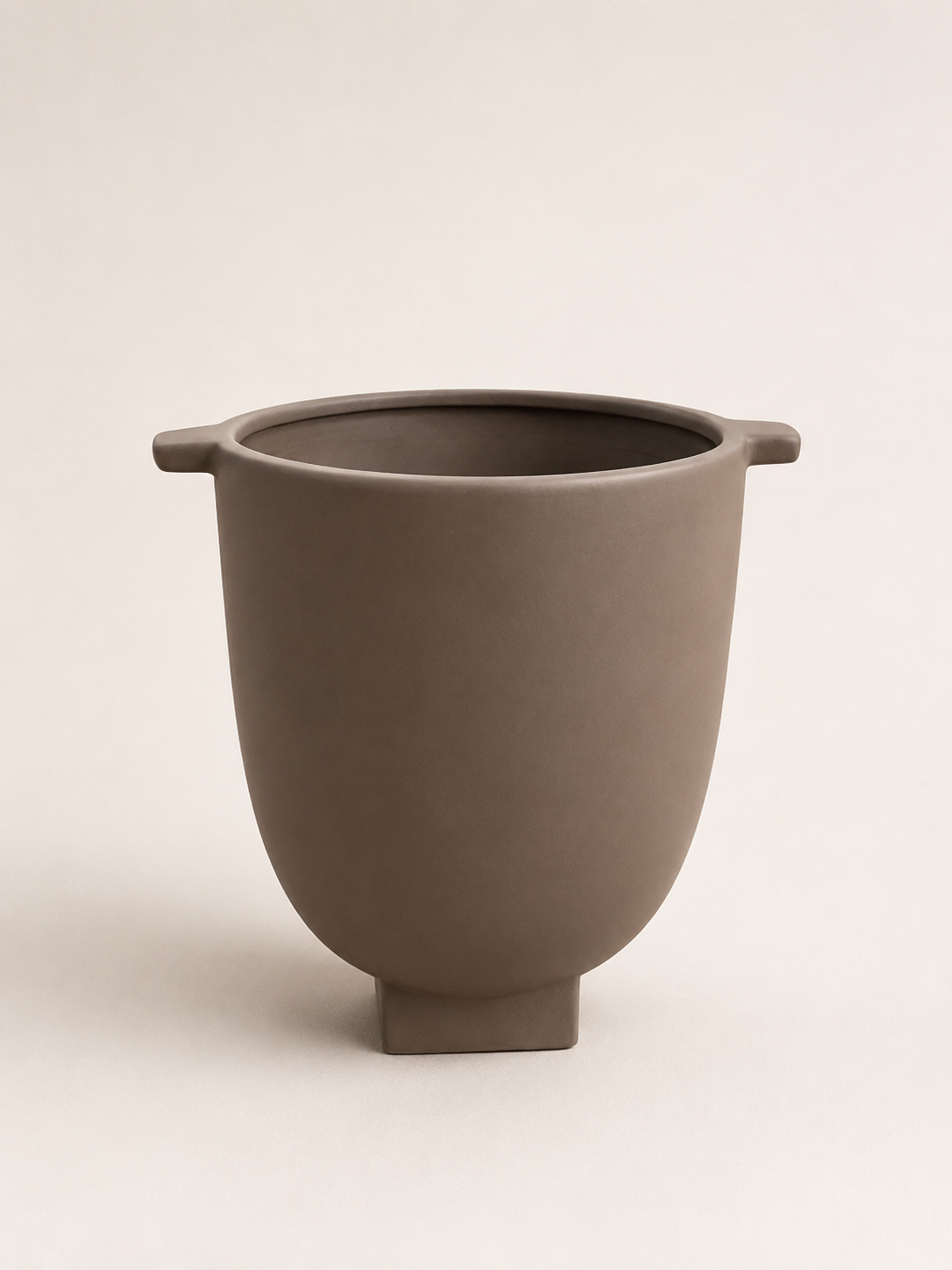 Taupe Pot