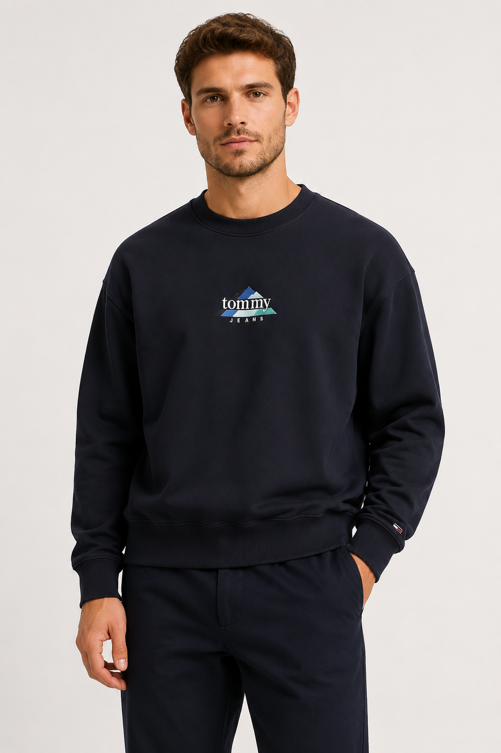 Tommy Hilfiger Mountain Logo Sweatshirt