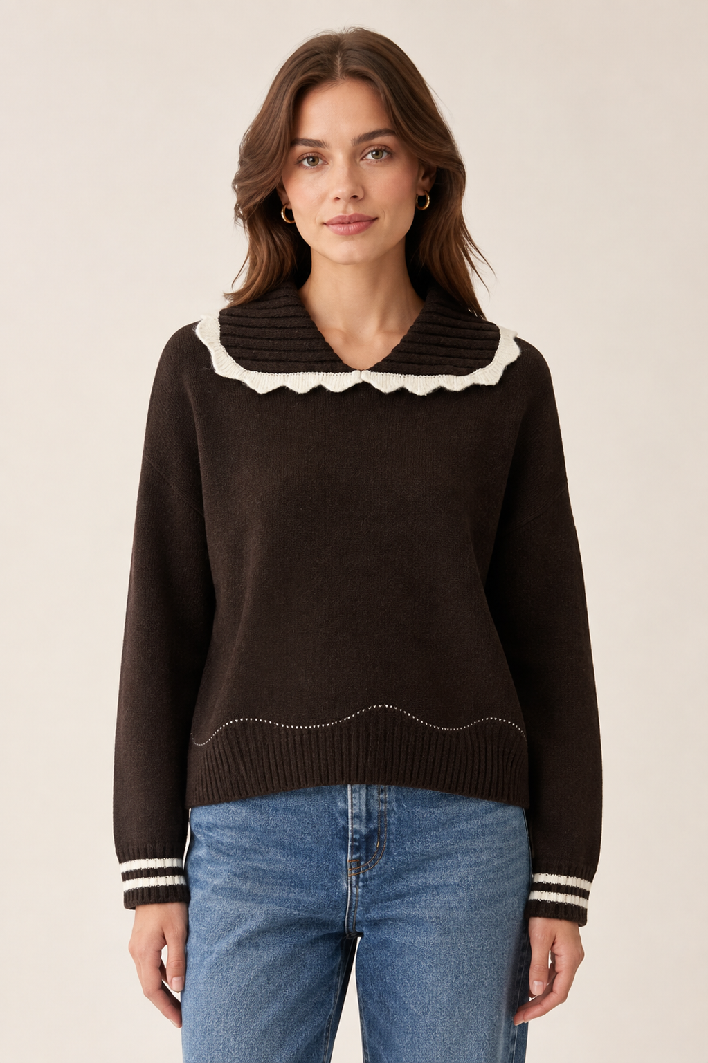 Contrast Scallop Collar Knit Jumper